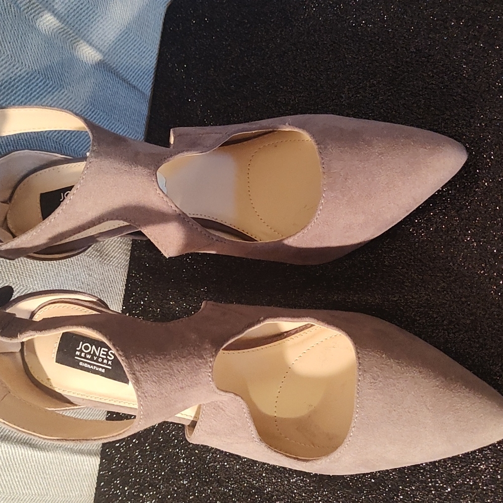Jones New York Signature Shoes